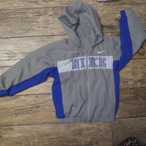 Nike kids windbreaker/light-weight jacket size 5